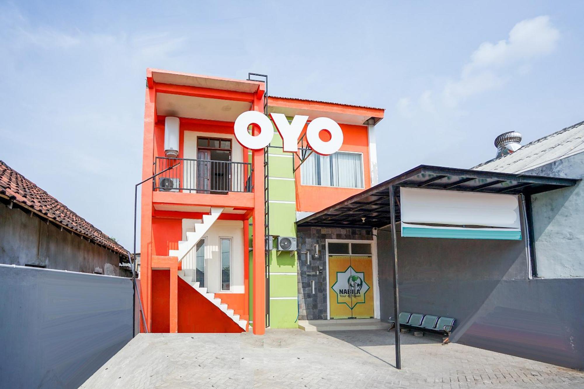 Hotel O Juanda Near Terminal International Juanda Brebek Екстер'єр фото