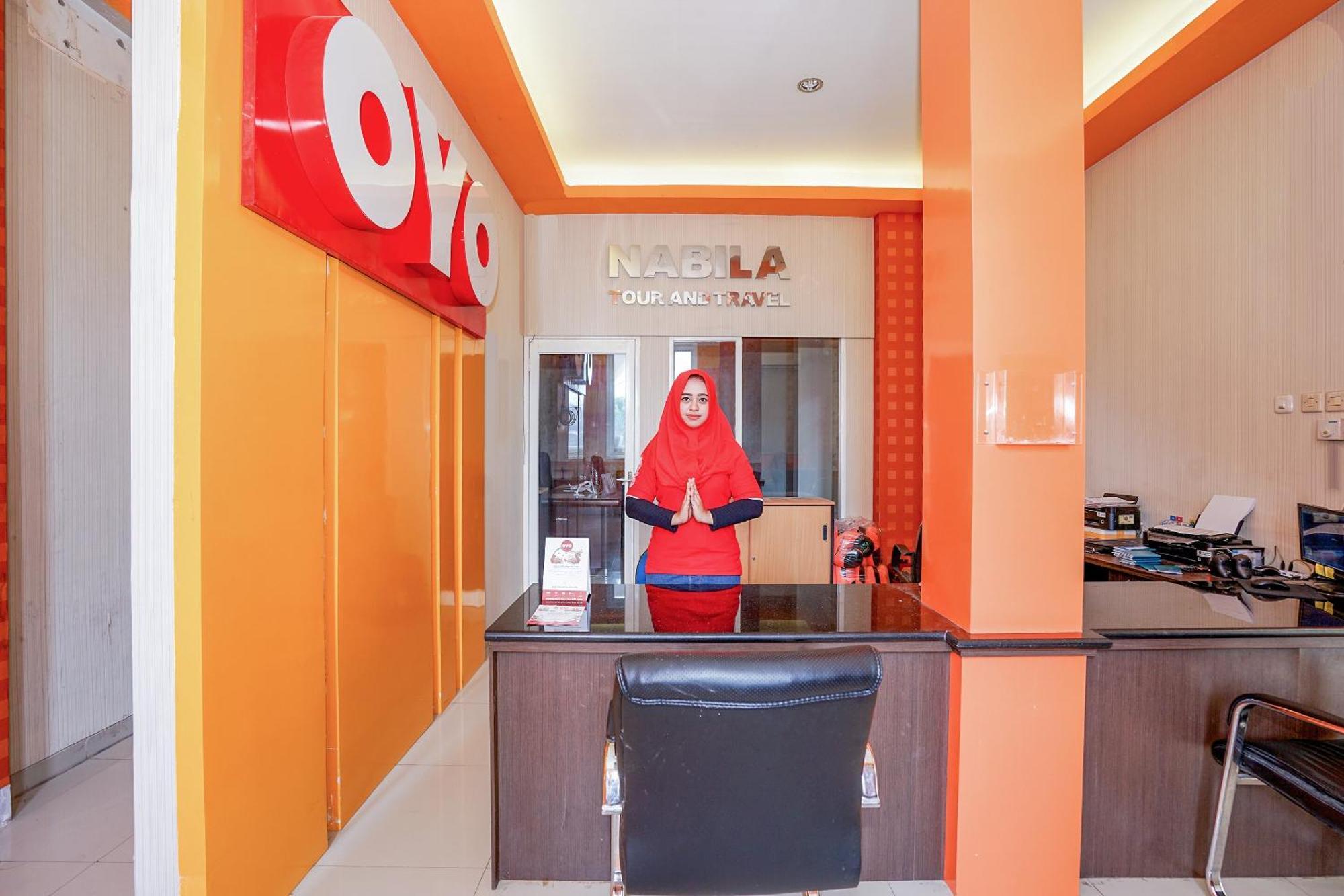 Hotel O Juanda Near Terminal International Juanda Brebek Екстер'єр фото